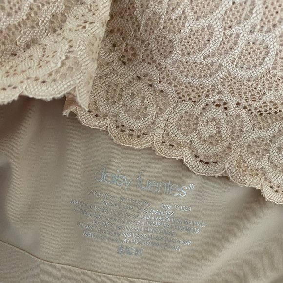 Daisy Fuentes lace bra/bralette S - Picture 4 of 4
